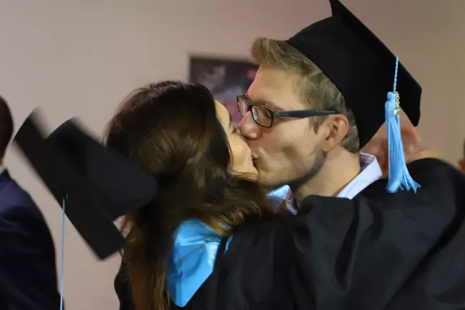 absolventenfeier_ausklang_20191026_foto_juri_kuestenmacher_058.jpg (DE)