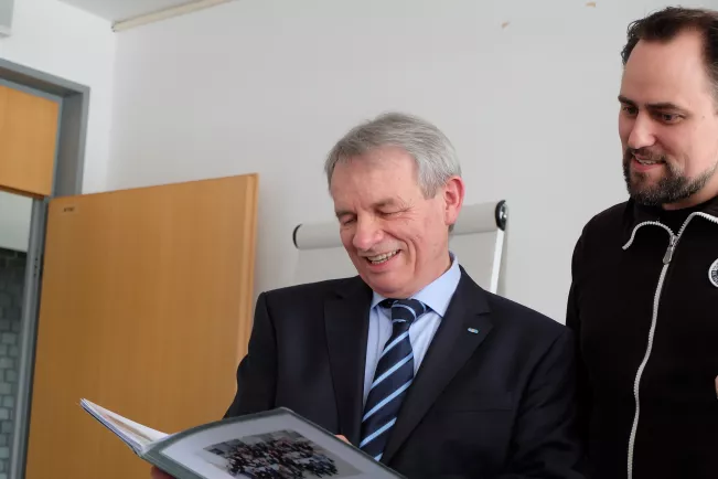 fb05_verabschiedung_kusch_dscf1139.jpg (DE)