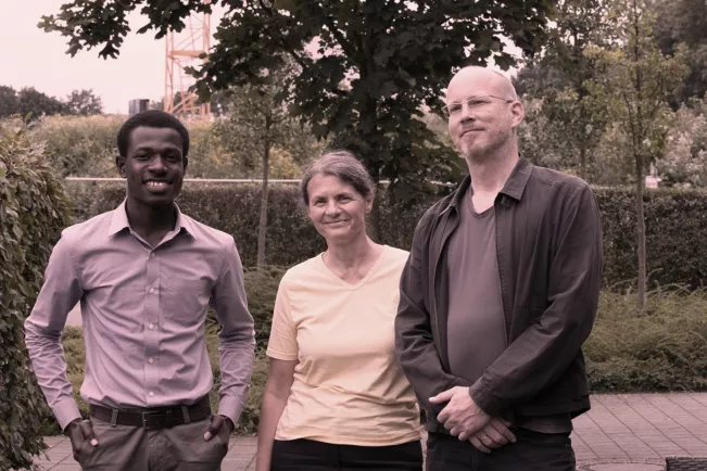 kwaku-antwi-bosiako_20160726_300dpi_eva_tritschler_2068.jpg (DE)