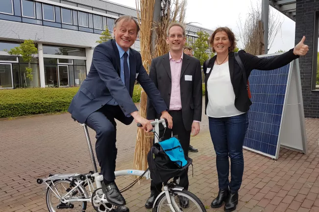 2019_05_08_171648_tagderforschung_yasari.jpg (DE)