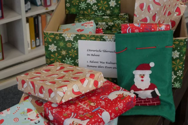 advent weihnachten bibliothek felixspies.jpg (DE)
