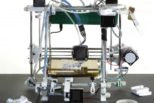 colourbox10161980_additive_manufacturing_liz (DE)