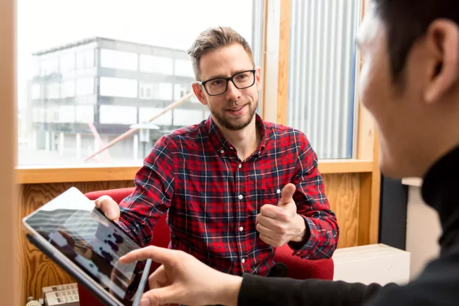 sprachenzentrum_beratung_sta_20220401_foto_eric_lichtenscheidt_24_fs22.jpg (DE)