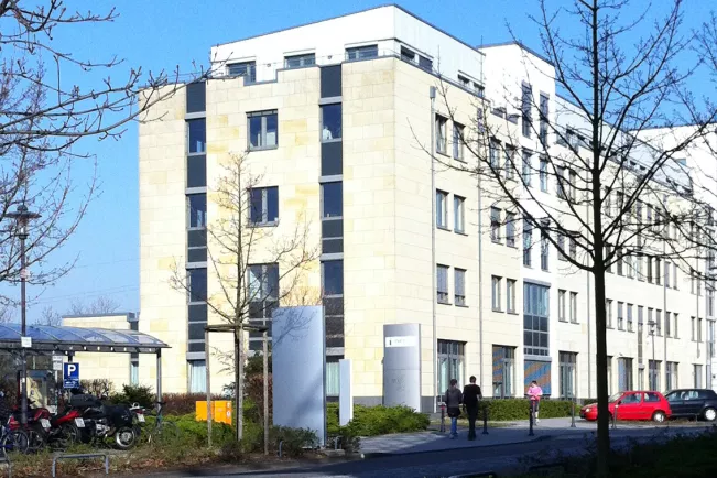 Gebäude F Business Campus 2016 (DE)