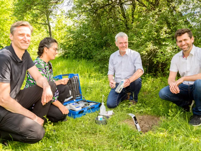 izne forschung boden martin hamer sta 20220511 foto eric lichtenscheidt 41 fs22.jpg