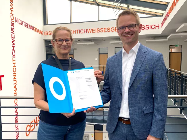 Ernennung Andreas Ortseifen IWK mit Marion Halfmann 20251212 Foto Dominik Pieper